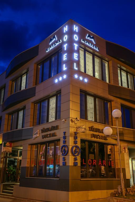 Hotel Montana Viseu de Sus Bagian luar foto